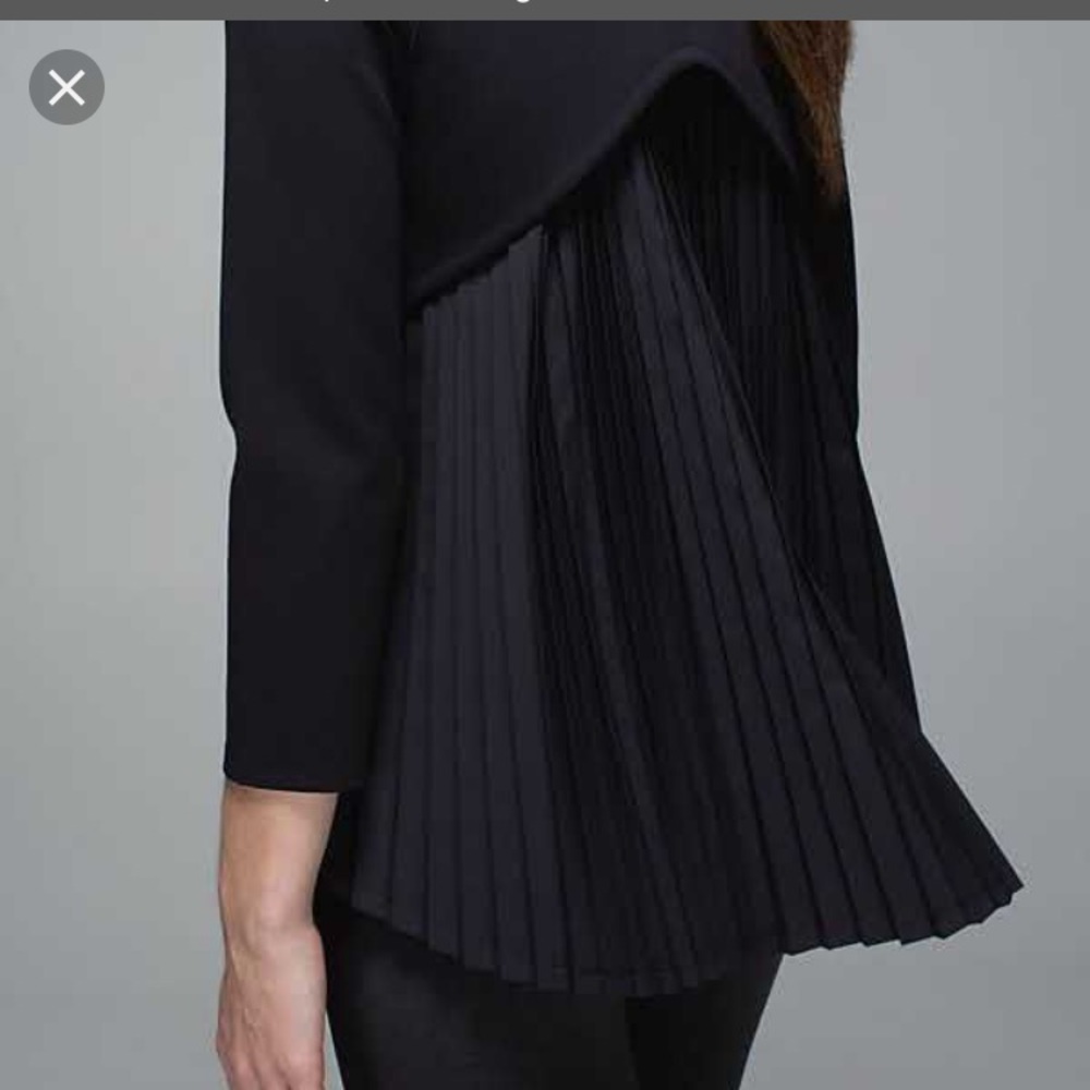3/4 sleeve length ruffle top